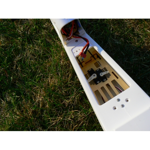 Volantex RC FPVraptor EX Plastic unibody 2000m FPV pusher 757-2 PNP